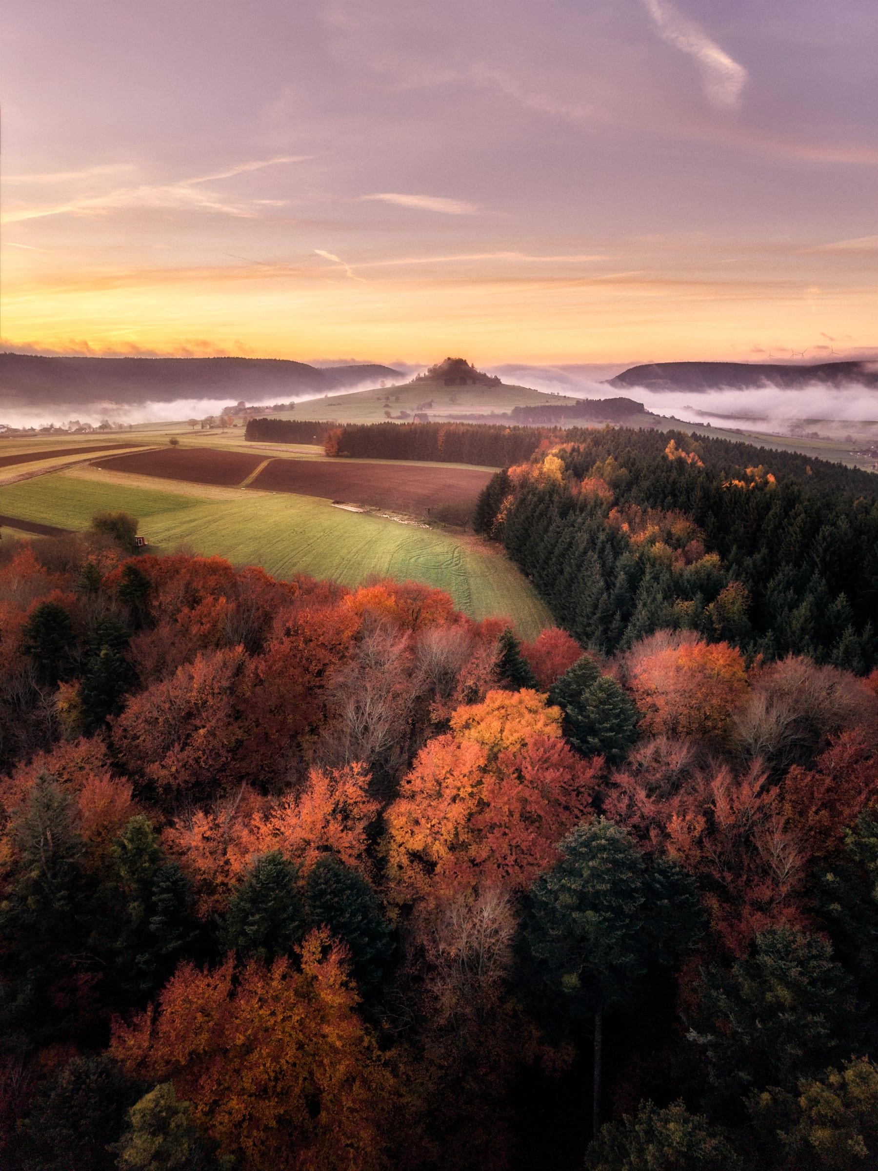 Dawn meets the autumn on the horizon